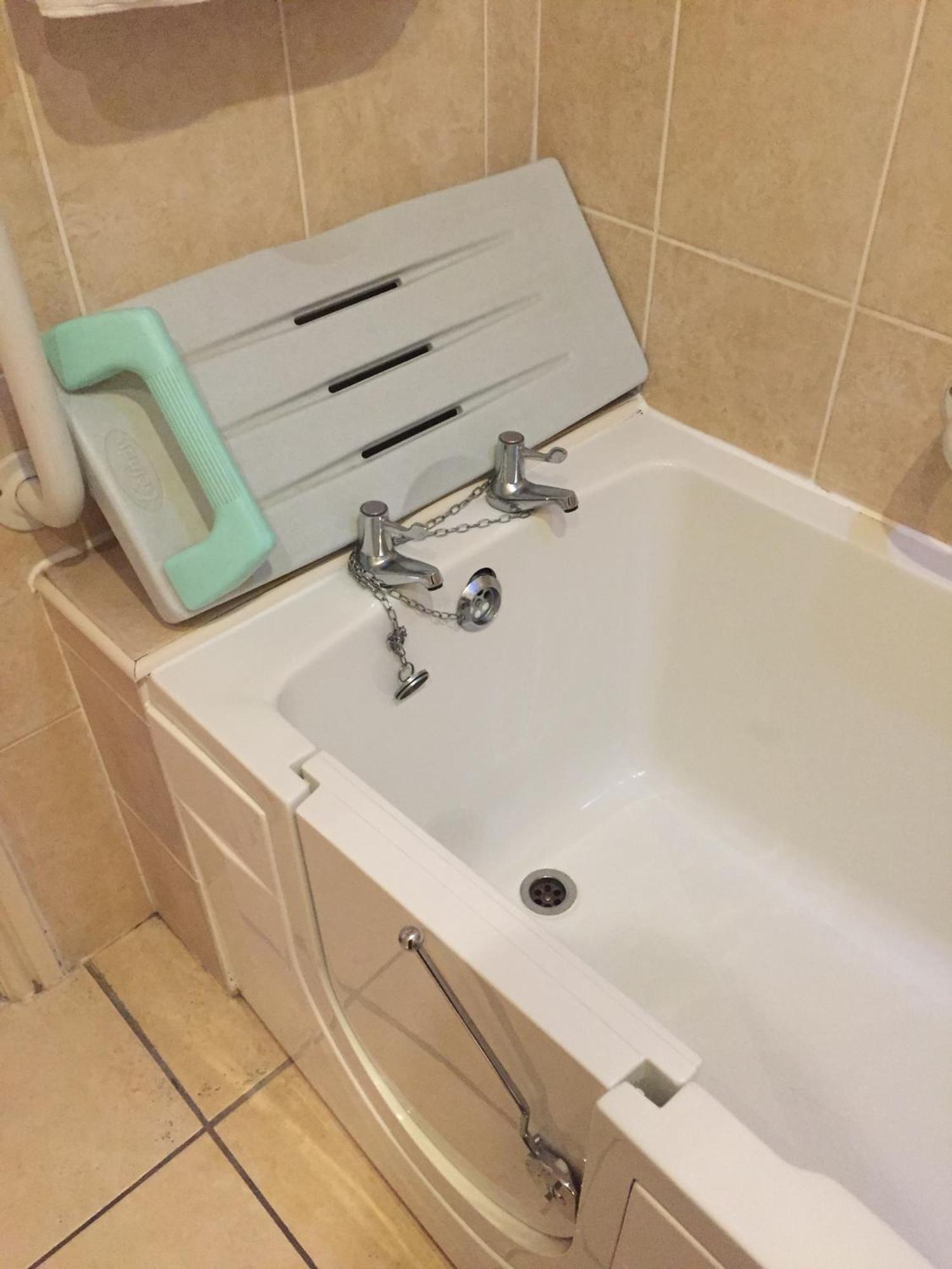 Oriel Hotel St Asaph Ngoại thất bức ảnh